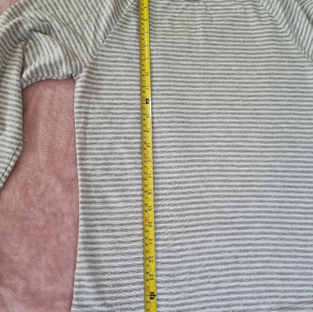 GAP Men's Stripe Gray blend thermal T-Shirt Size S - Picture 6 of 10